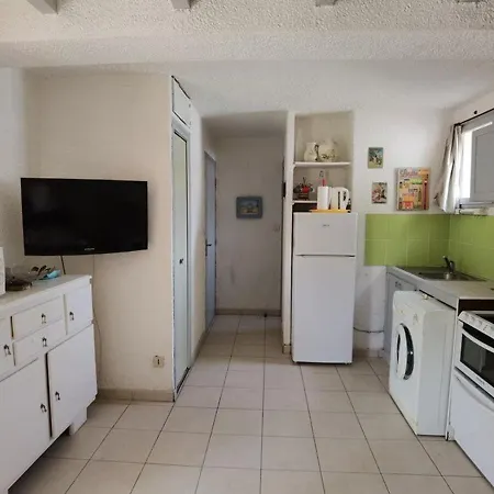 Apartmán 3 Pieces, 6 Couchages Avec Terrasse Et Parking Prive, Proche De La A - Fr-1-326-697 *