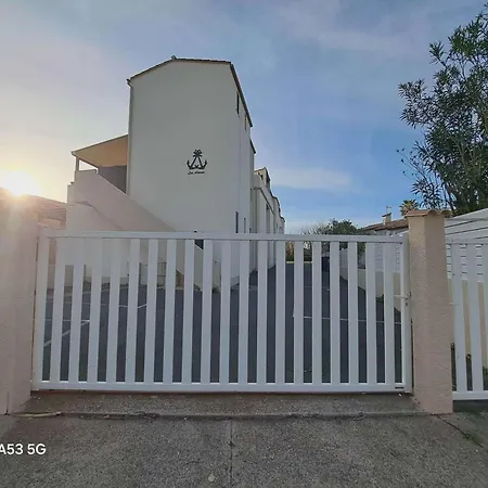 3 Pieces, 6 Couchages Avec Terrasse Et Parking Prive, Proche De La A - Fr-1-326-697 Apartmán *