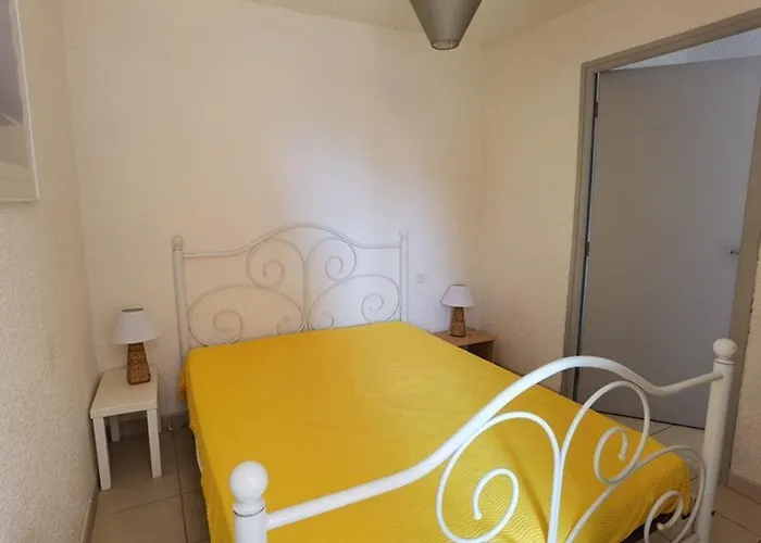 3 Pieces, 6 Couchages Avec Terrasse Et Parking Prive, Proche De La A - Fr-1-326-697 * Marseillan (Herault)